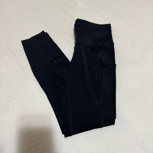 Lululemon Fast and Free leggings 25” - Picture 10 of 10